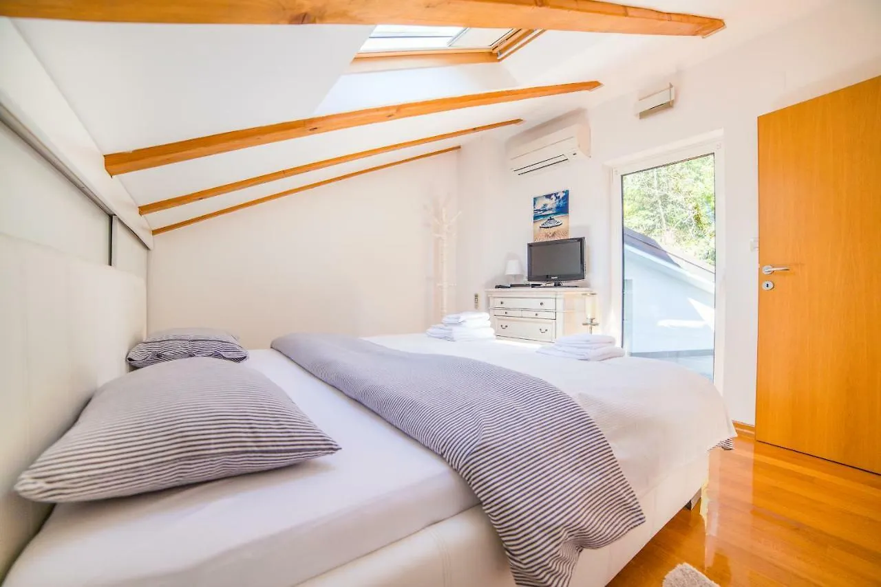 Anna Apartments Moscenicka Draga